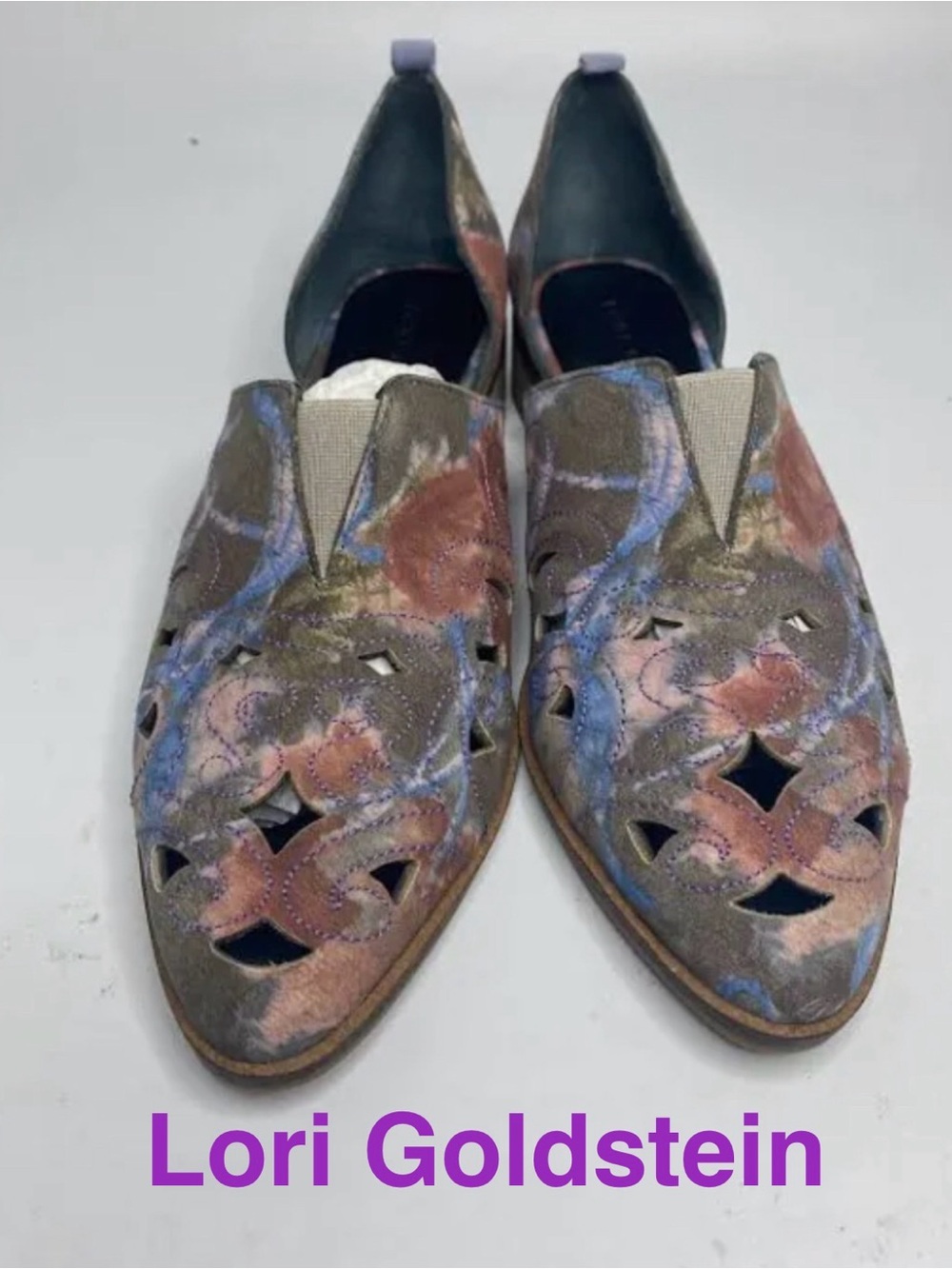 Lori Goldstein | Li-Bria Perforated D’Orsay Suede Floral Heeled Shoes - Size 9